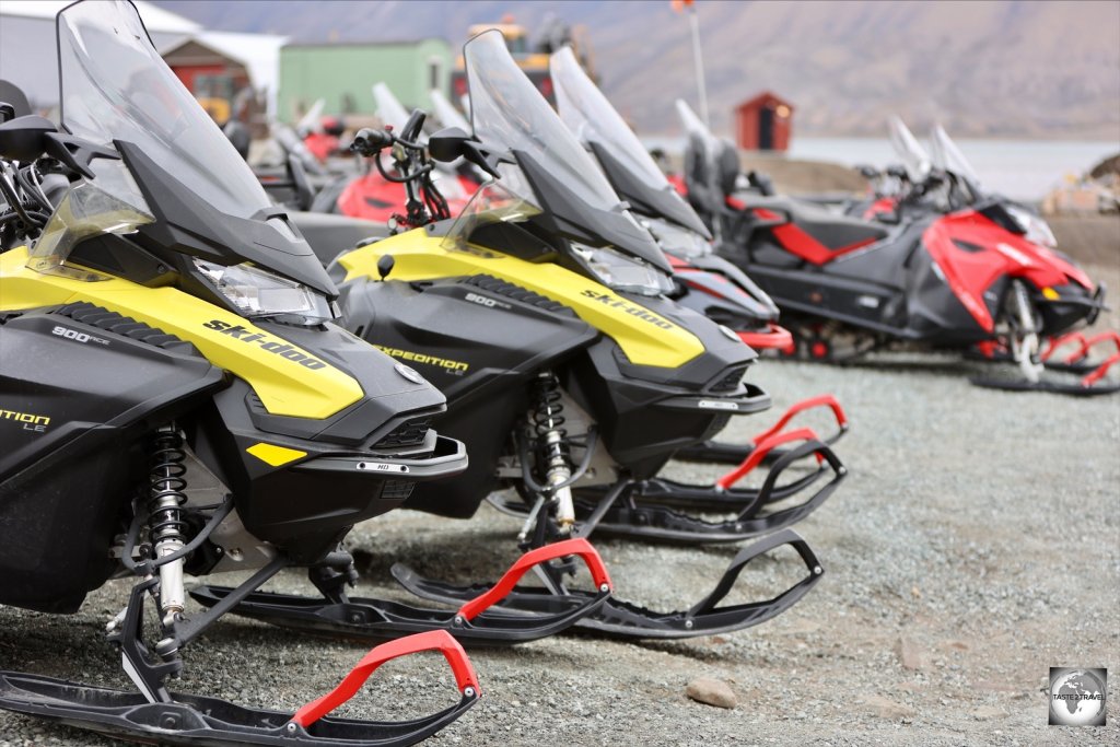 The most popular vehicle on Svalbard is the snow mobile.