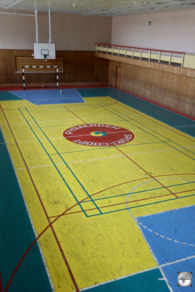 The sport hall inside the cultural centre at Pyramiden.