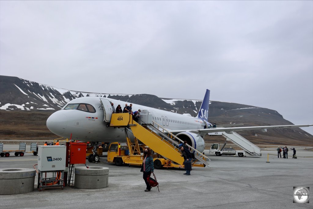 Flights to Svalbard Airport are operated from Norway by SAS Airlines and Norwegian Air Shuttle.
