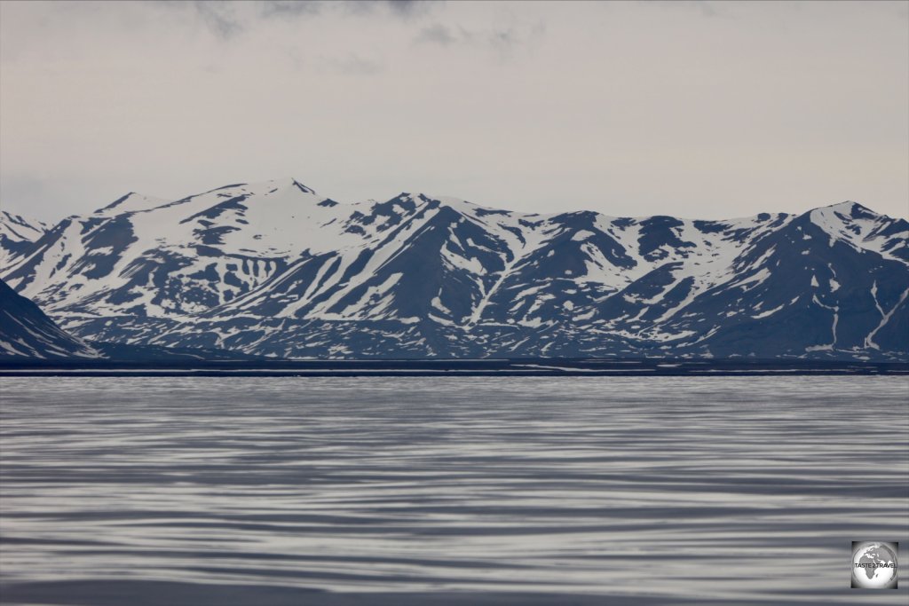 Due to its many pointy peaks, Svalbard was originally named 'Spitsbergen' by the Dutch explorer Willem Barentsz who first visited the archipeligo in the 16th century.