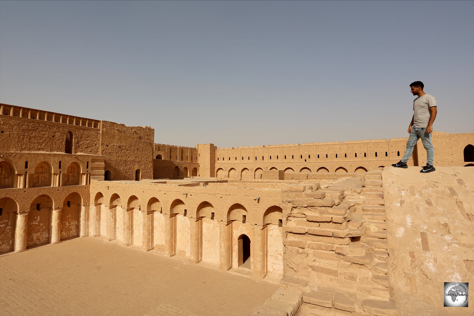 Exploring the remote desert fortress of Al-Ukhaidir with Fahad of Iraq Adventures.