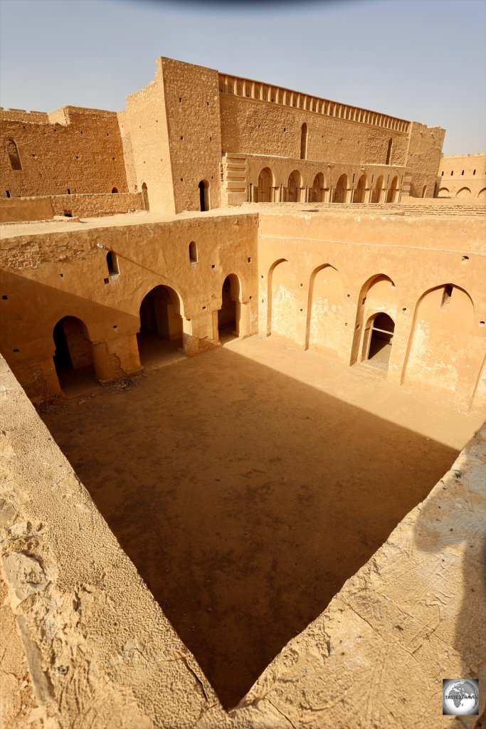 Al-Ukhaidir Fortress was built on an ancient trade route which connected Iraq with the outside world.