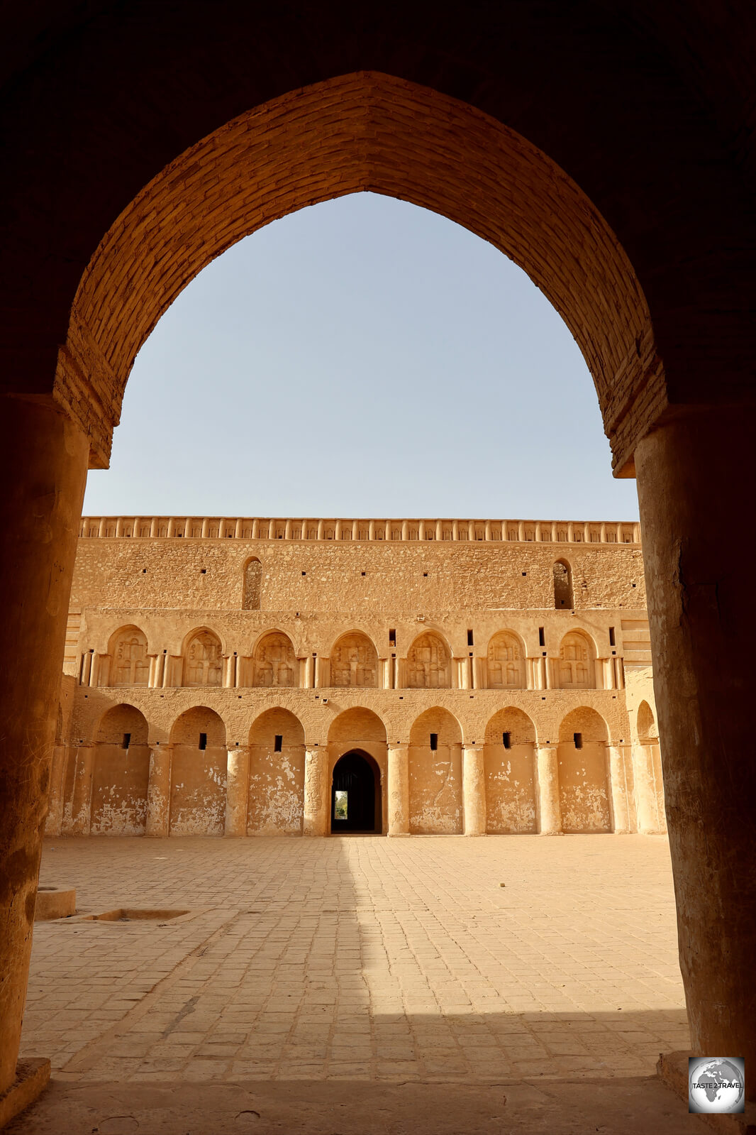 The 'Iwan' at Al-Ukhaidir Fortress.
