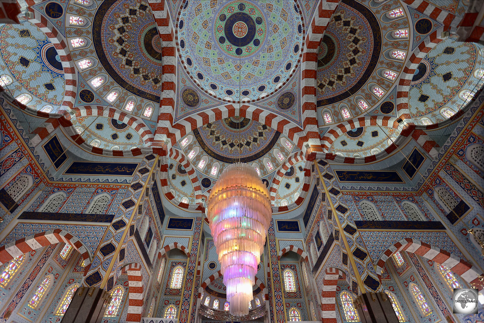 The stunning interior of the Jalil Khayat Mosque in Erbil.