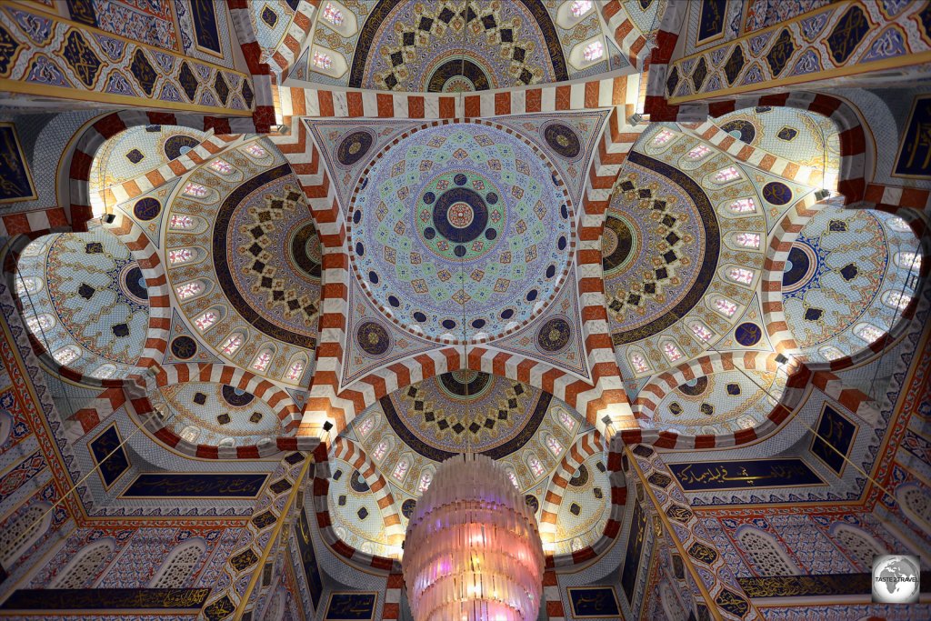 The dazzling interior of the Jalil Khayat Mosque in Erbil.