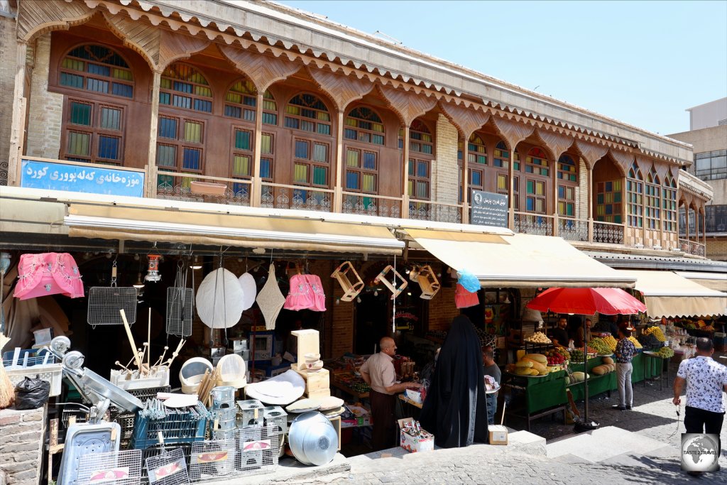 The large and sprawling Sulaimaniyah souk covers all of the downtown area.