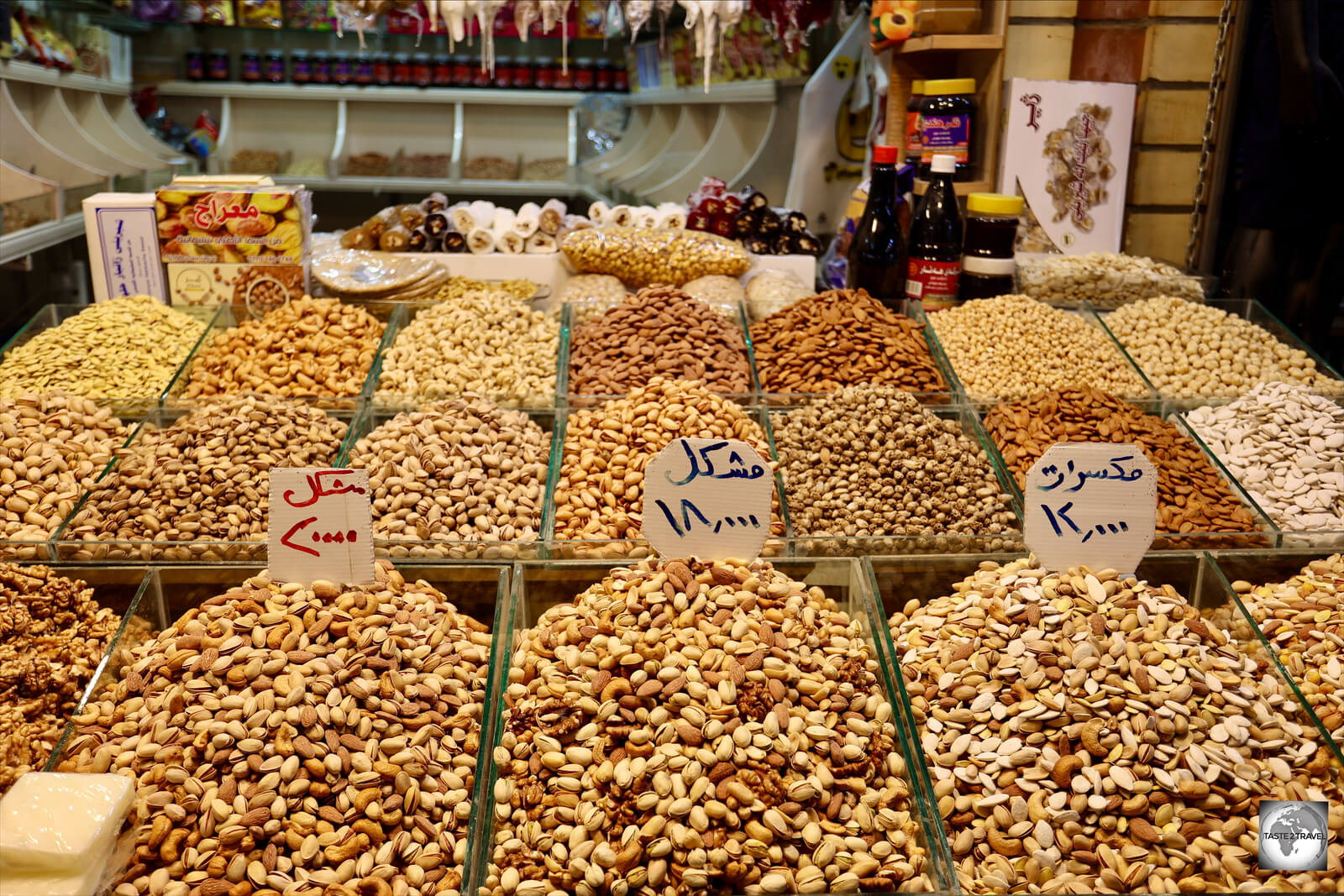 Shops selling nuts and dried fruit are very popular at Erbil souk.