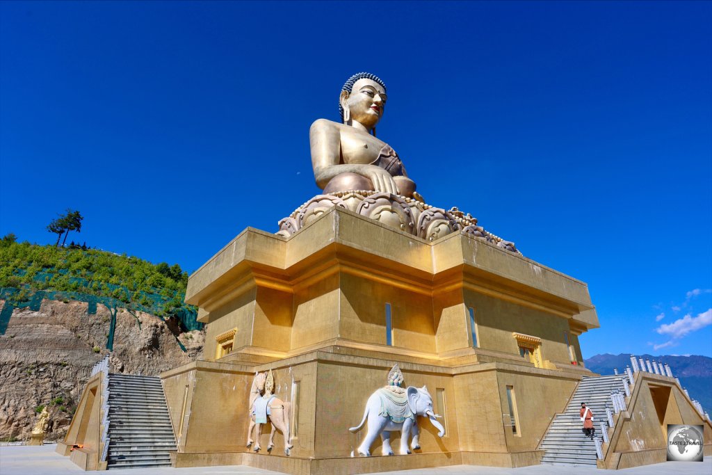 One of the world's largest Buddha statues, the Buddha Dordenma statue is 51.5 metres (169 ft) in height.