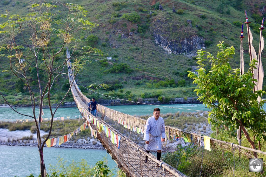 The Punakha suspension bridge crosses the fast-flowing Po Chhu River (Male River).
