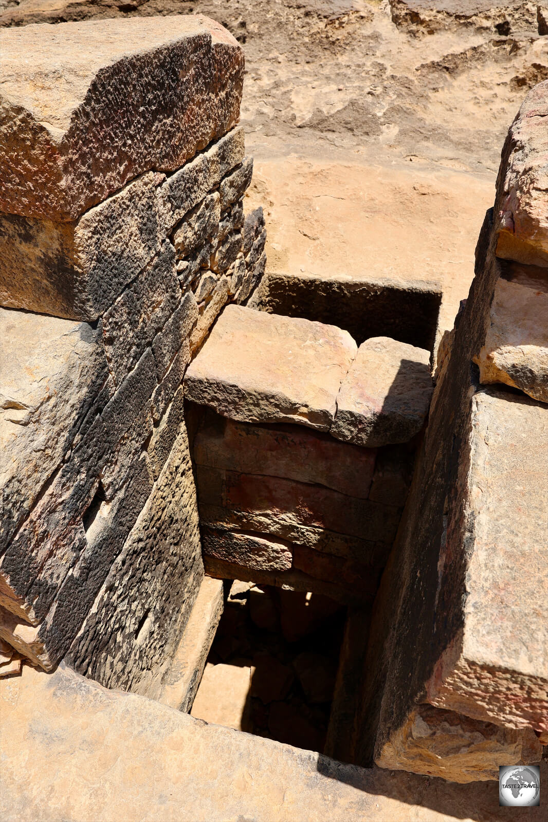 Nothing is known about this tomb. The whole site is currently a mystery.