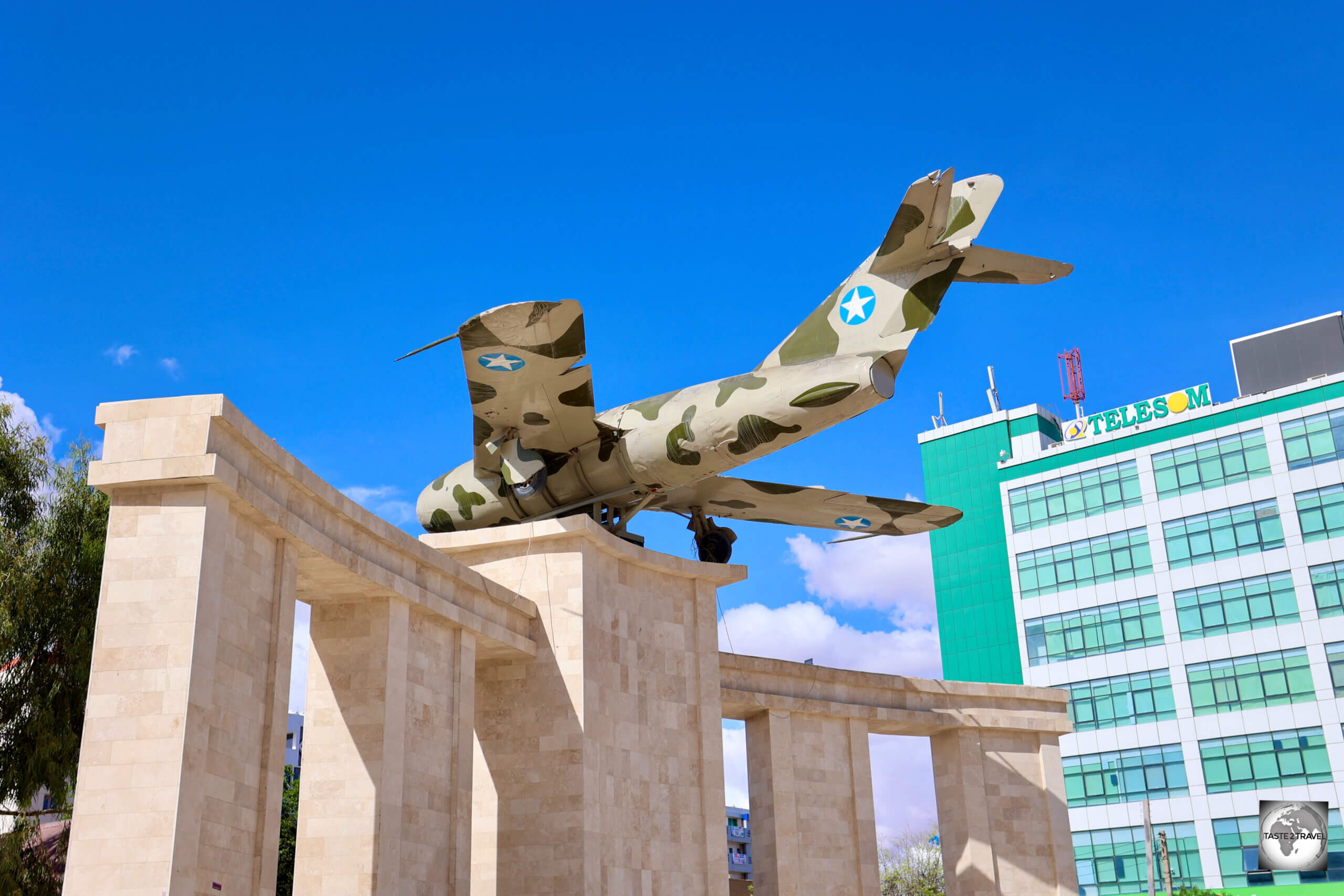The Hargeisa War Memorial features a MiG-17 fighter jet of the Somali Air Force, which crashed nearby.
