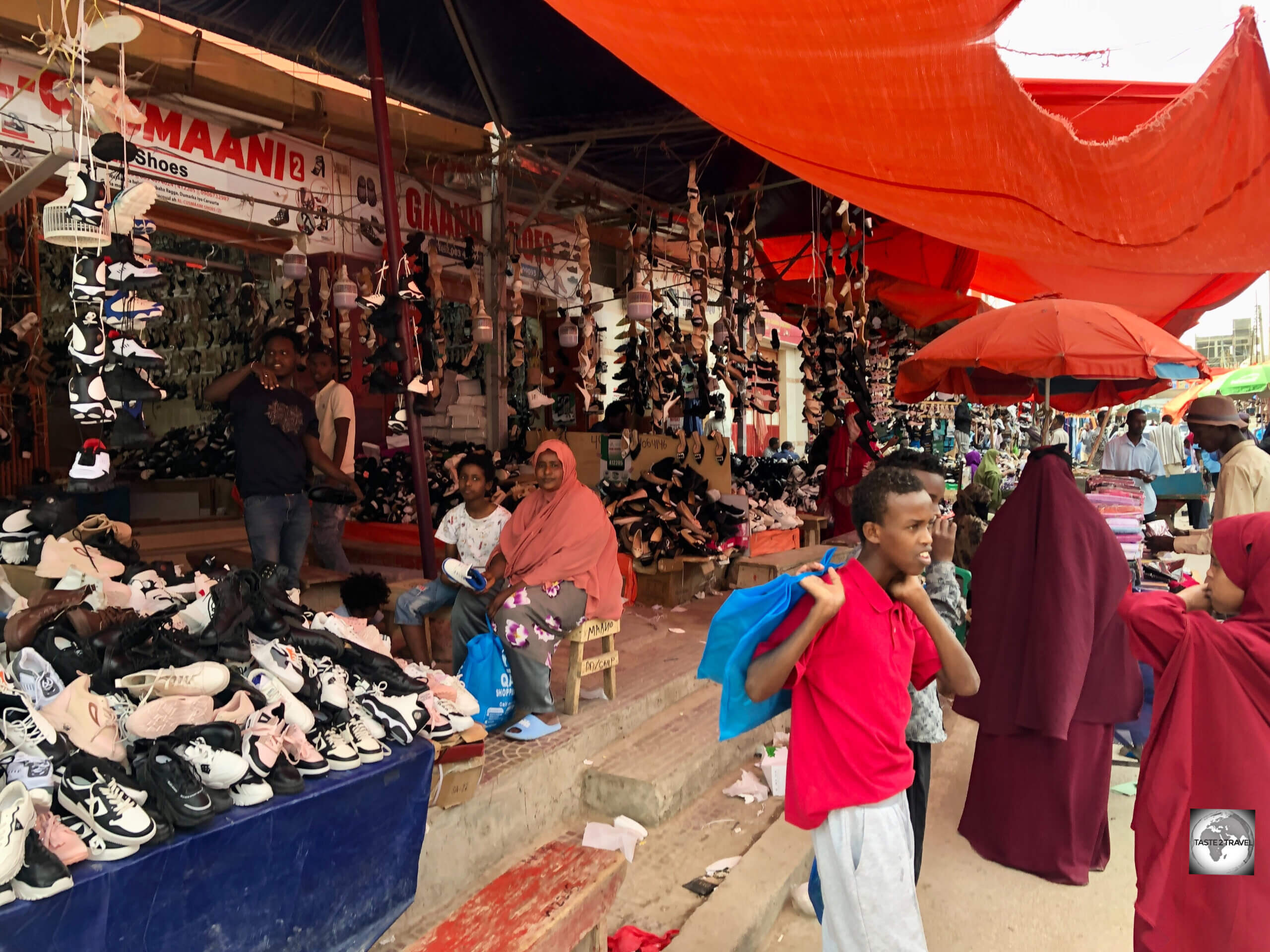 Hargeisa Central Market sprawls throughout the side streets of downtown Hargeisa.
