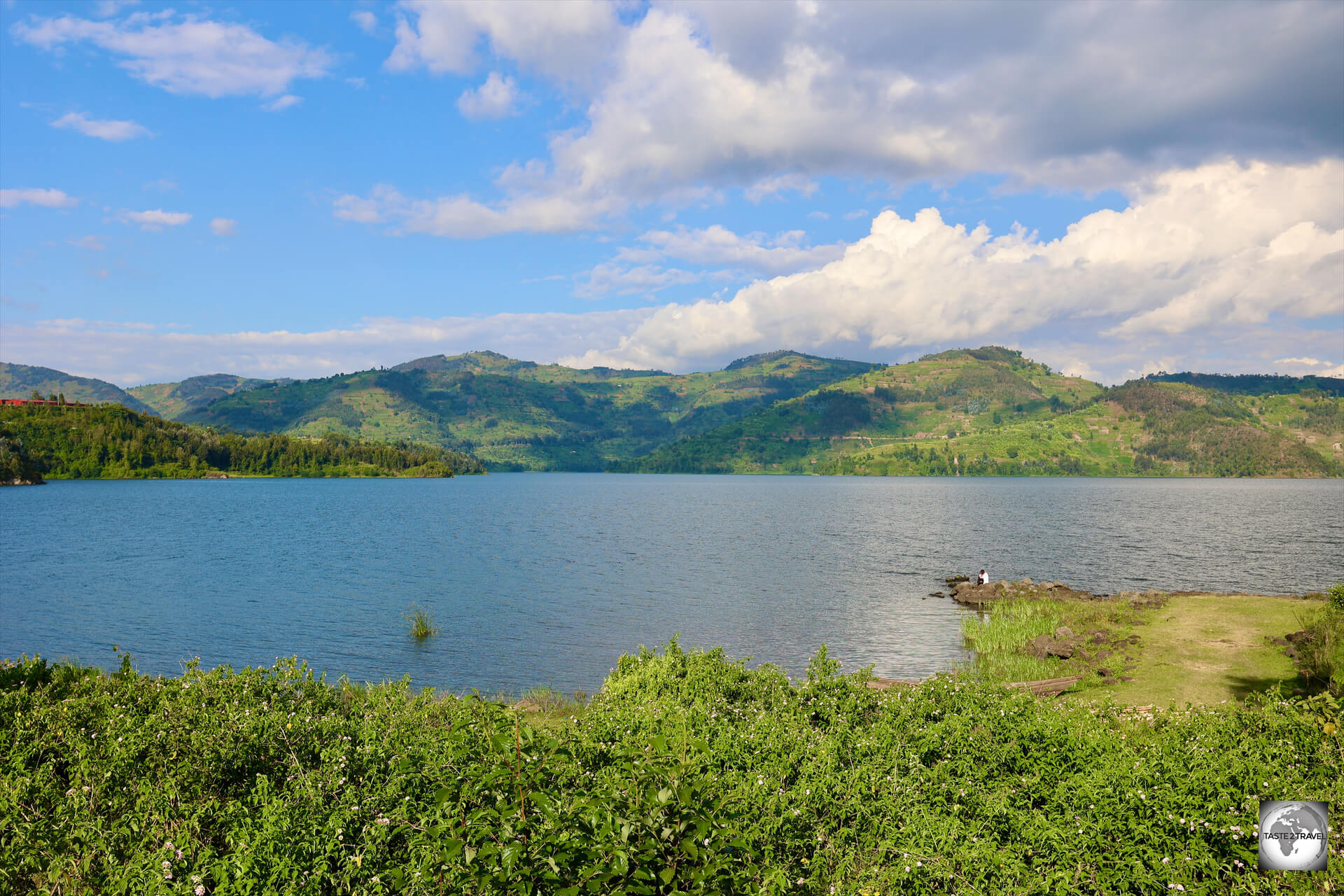 Running alongside Lake Ruhondo, Lake Burera is one of two lakes in the Northern Province of Rwanda.