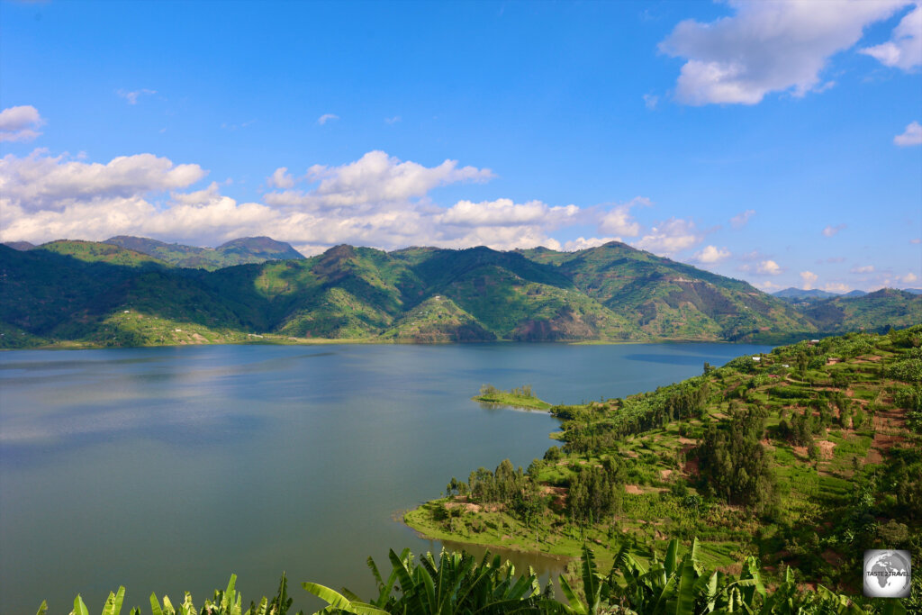 The blissfully serene, Lake Ruhondo.
