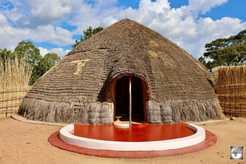 The main attraction in the town of Nyanza is the King's Palace, also known as the Rukari.
