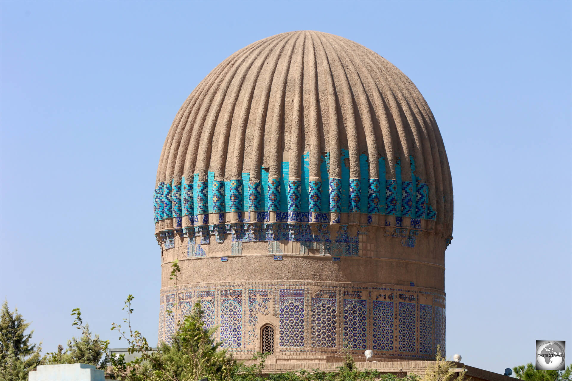 A view of the dilapidated dome of the Gawhar Shad Mausoleum.